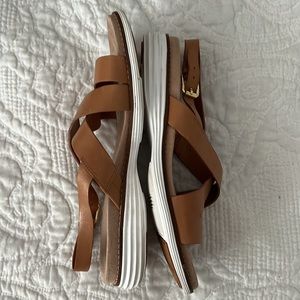 Cole Haan sandal tan  leather size 9 1/2 B